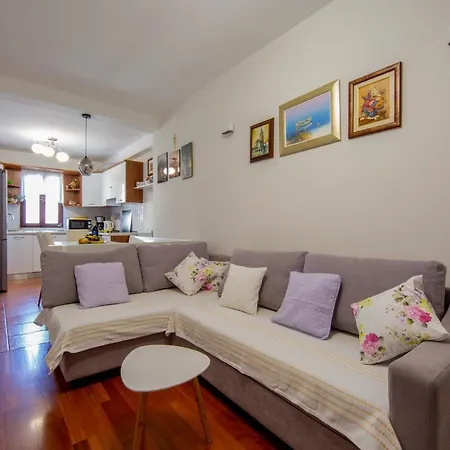 Mime Apartmán